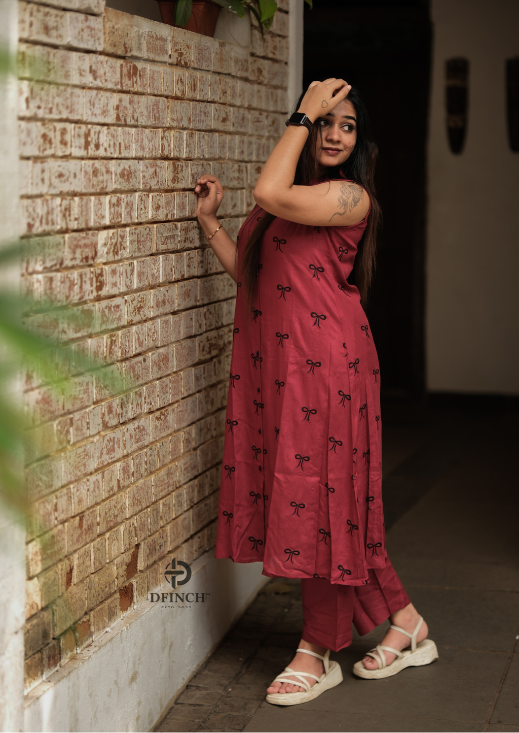 Modern Maroon Sleeveless Kurti Set with Button Neck | Women