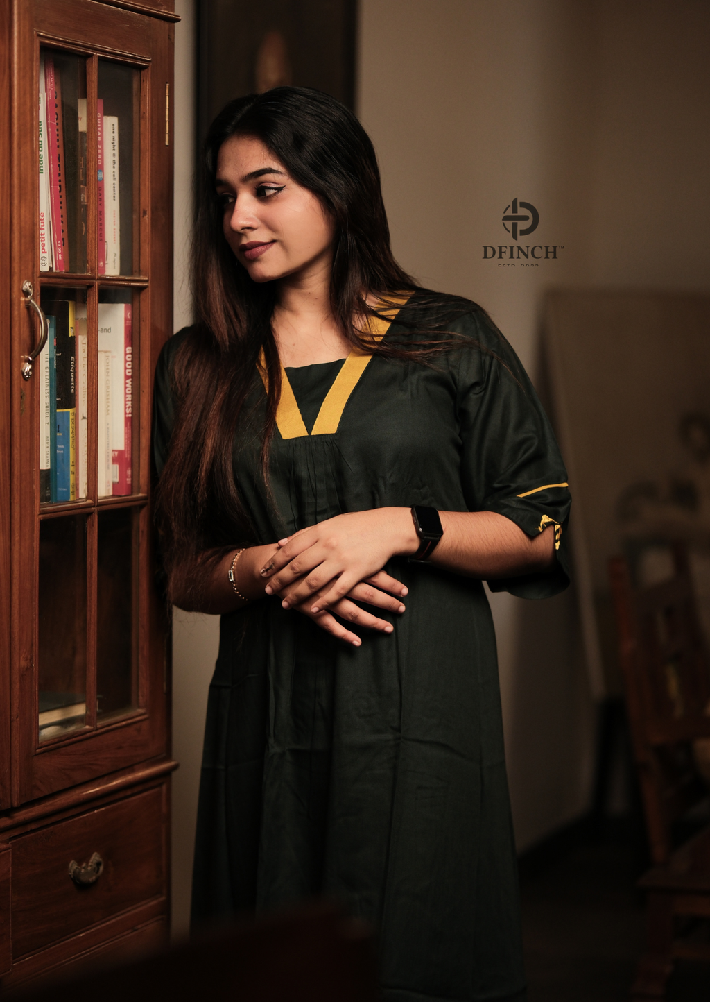 Women’s Dark Green Kurti Set | V-Neck & Designer Sleeves