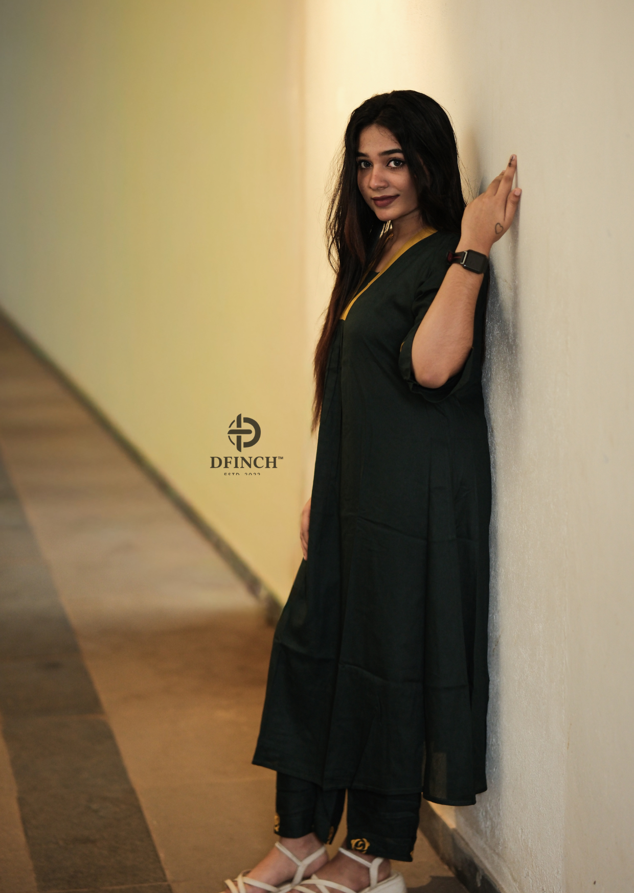 Women’s Dark Green Kurti Set | V-Neck & Designer Sleeves