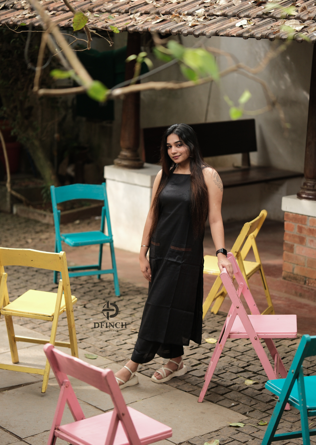 Women's Black Sleeveless Rayon Kurta With Palazzo Trousers