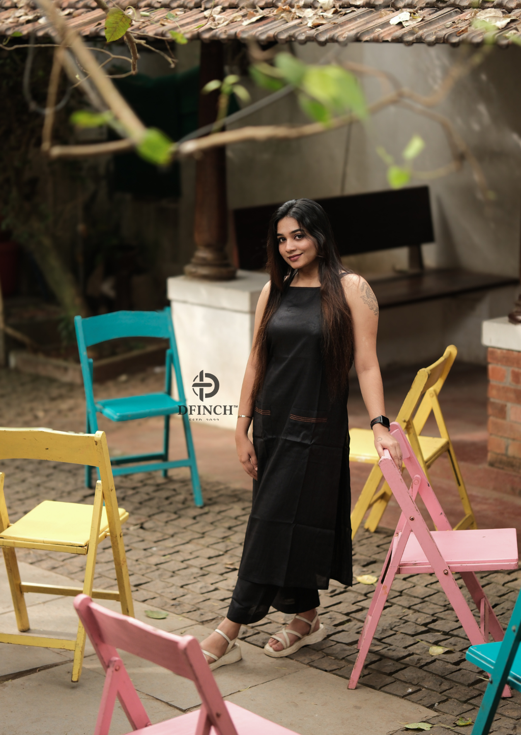 Women's Black Sleeveless Rayon Kurta With Palazzo Trousers