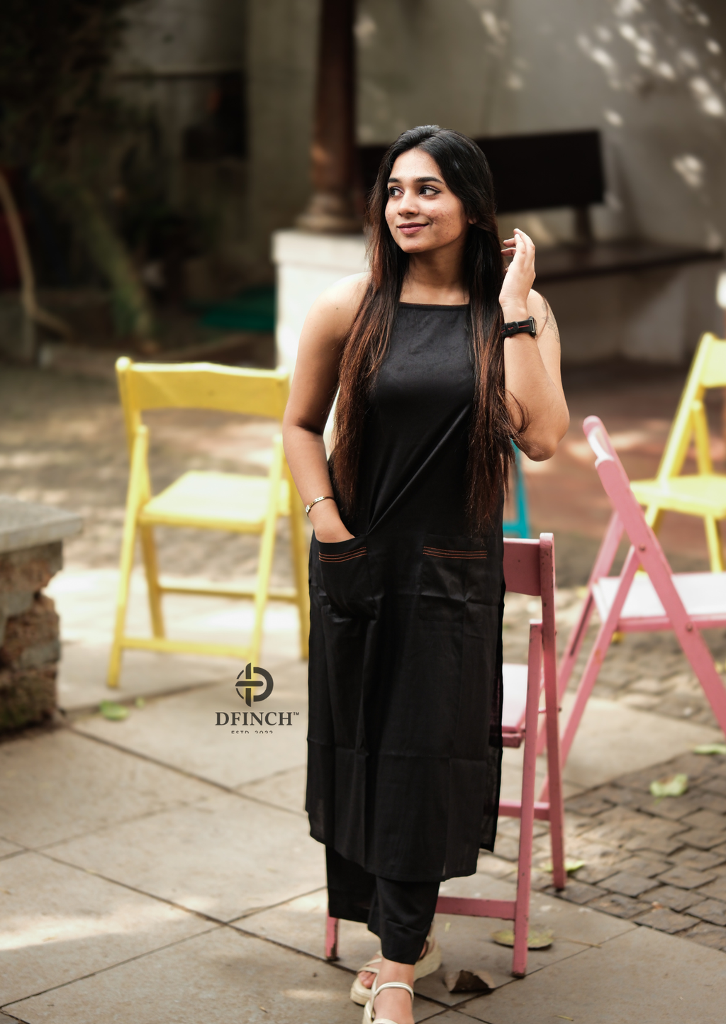 Women's Black Sleeveless Rayon Kurta With Palazzo Trousers